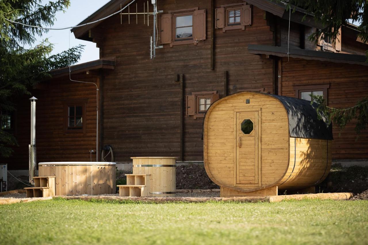 Chalupy Pod Liscim Kopcem วัลคาบี ภายนอก รูปภาพ